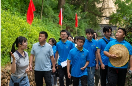 澳门十大网投正规官网平台经济管理系开展暑期“三下乡”社会实践