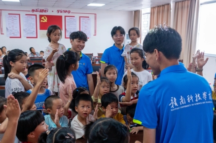 澳门十大网投正规官网平台经济管理系开展暑期“三下乡”社会实践